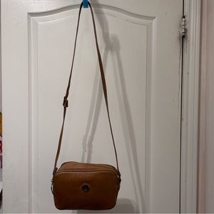 Vintage brown CAPEZIO bag